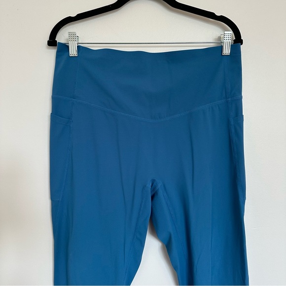 Halara UltraSculpt™ High Waisted Tummy Control Pocket Shaping Leggings - Picture 9 of 14